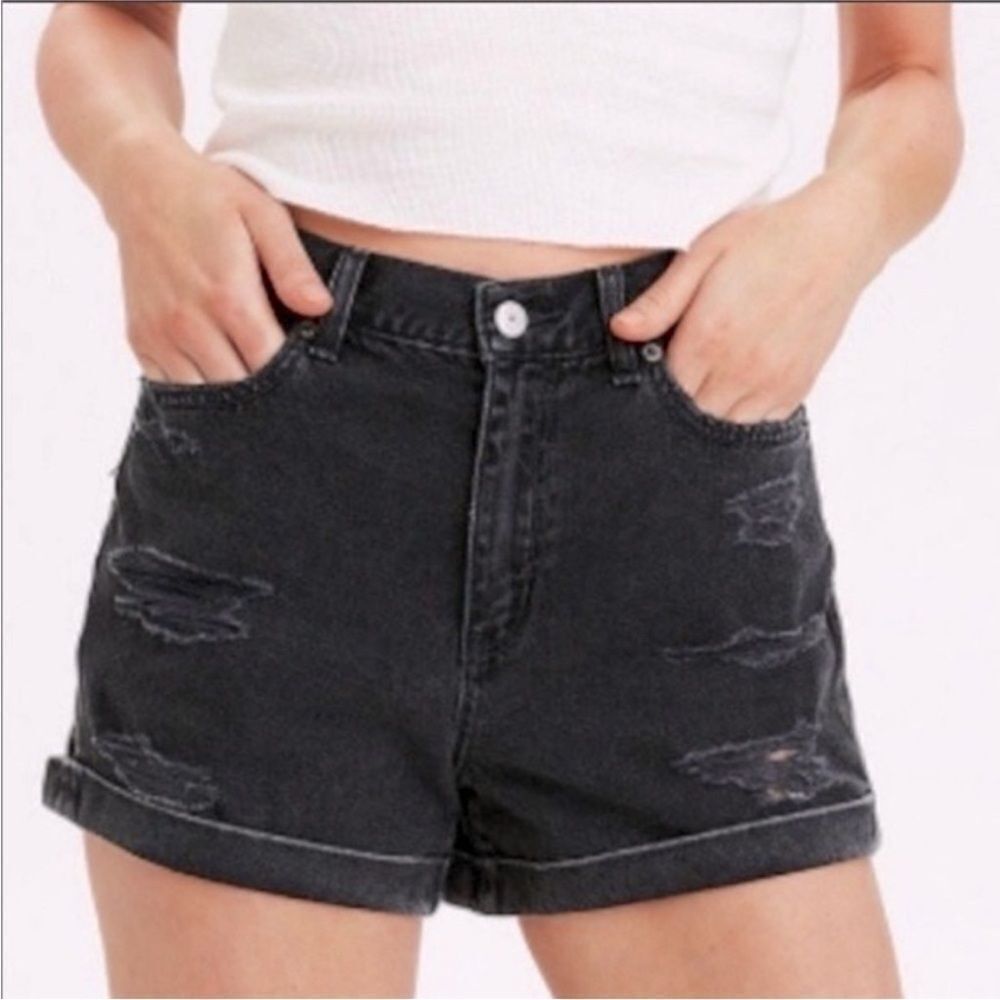 AMERICAN EAGLE | Distressed Black Wash Denim Jean Mon Shorts Women’s Size 16